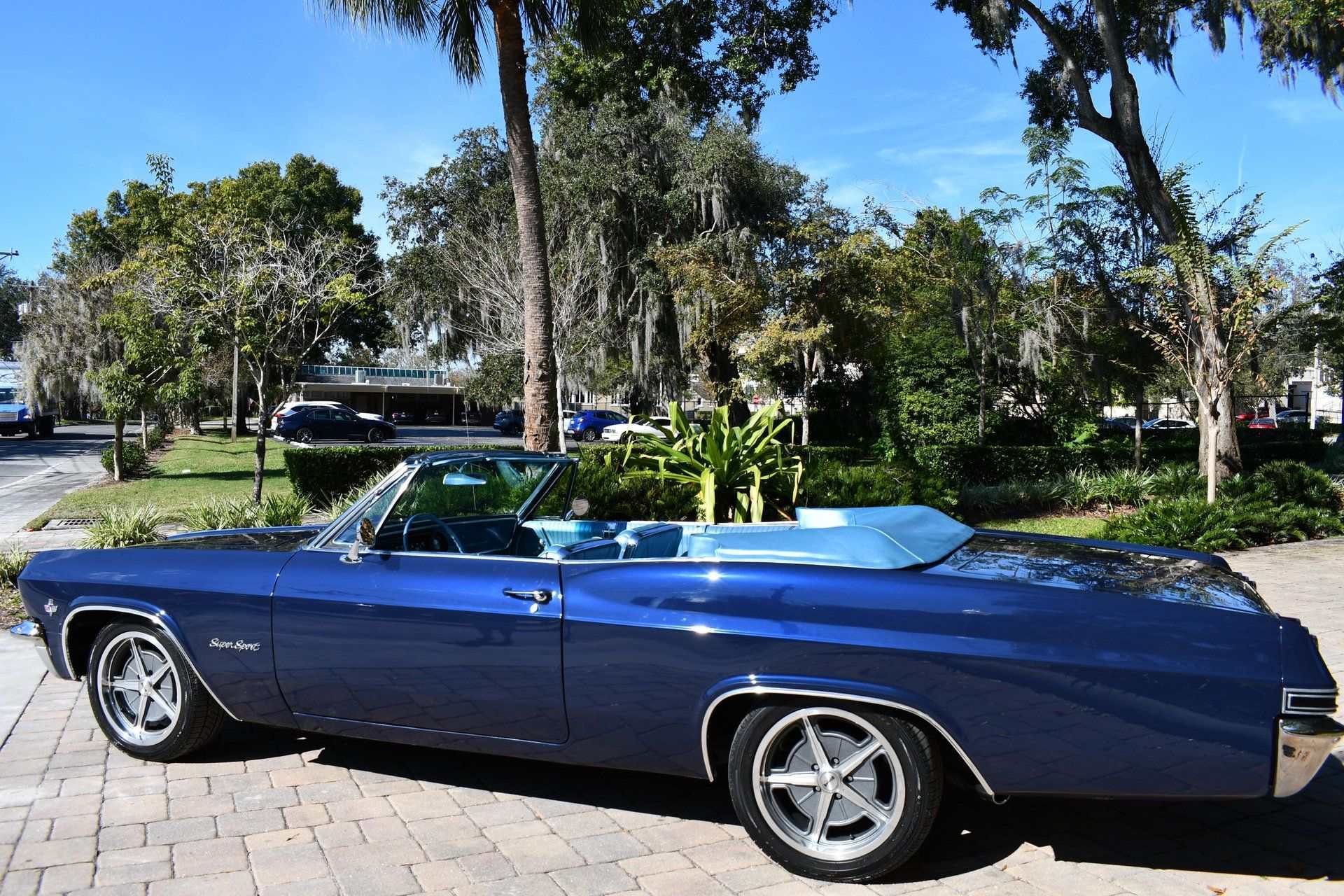 Car Image 3