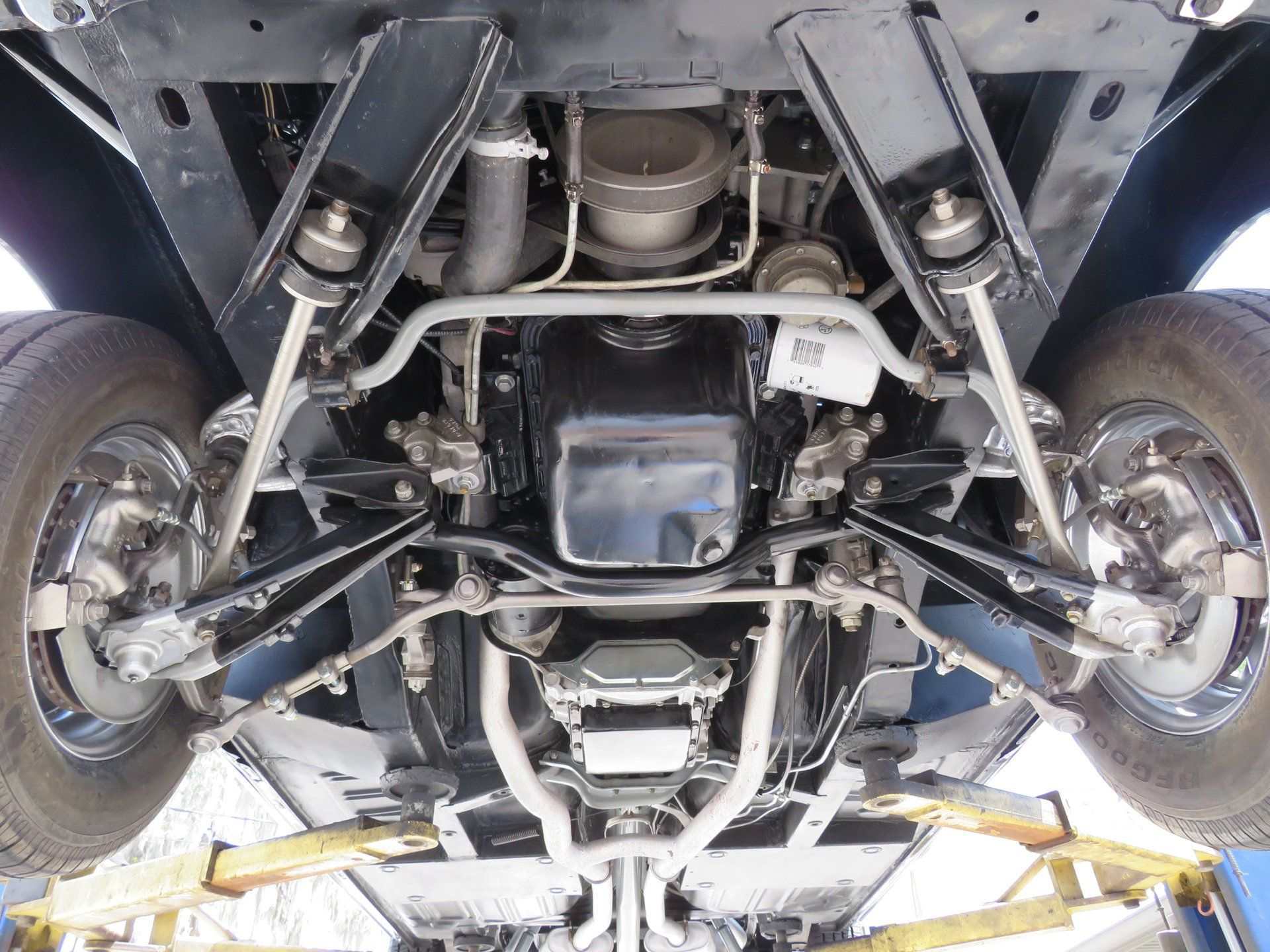 Car Image 18