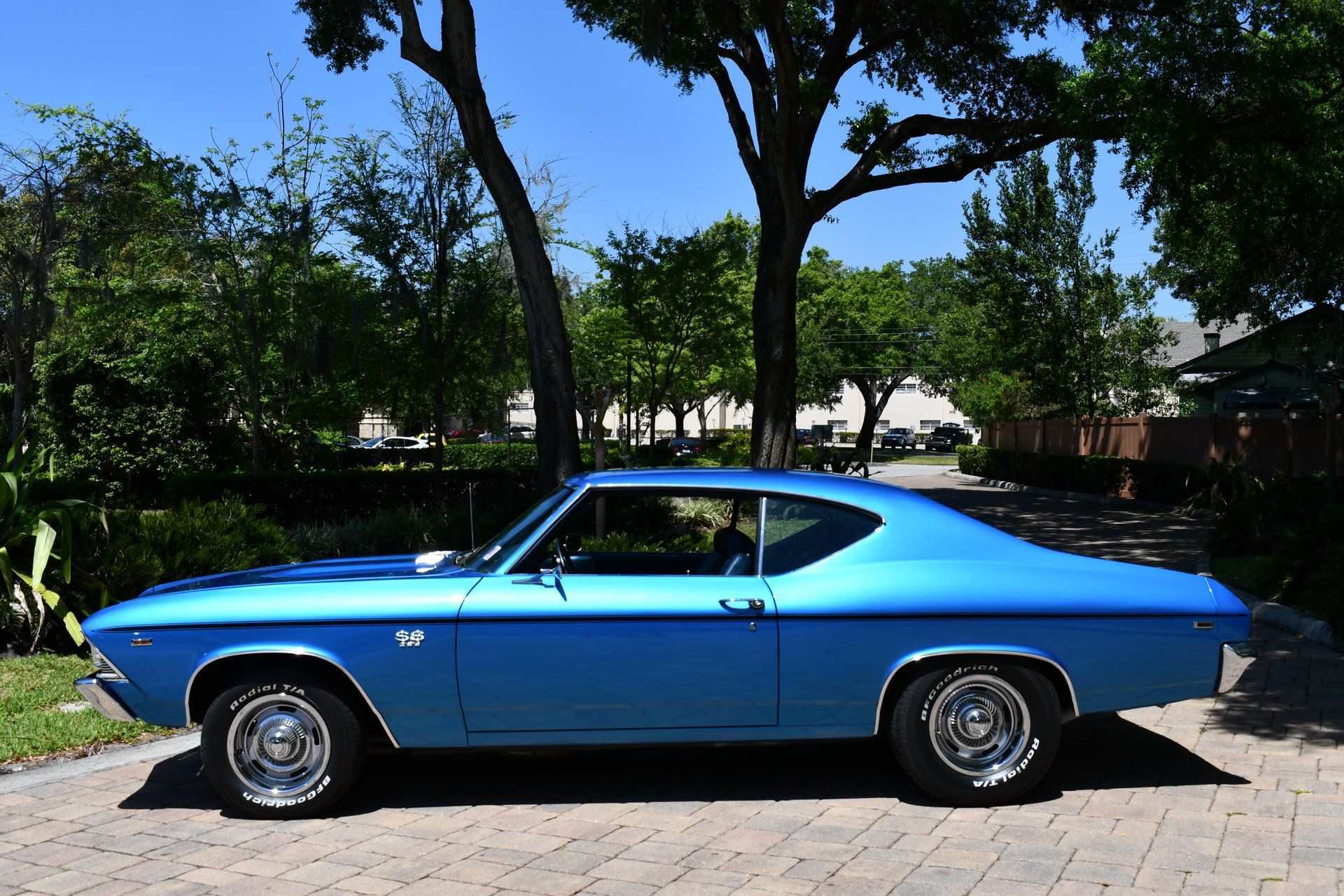 Car Image 3